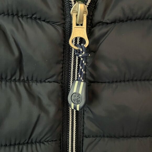 Izod Advantage Puffer Vest Mens Size M Navy Full‎ Zip Golf Casual Sleeveless EUC - Picture 3 of 7